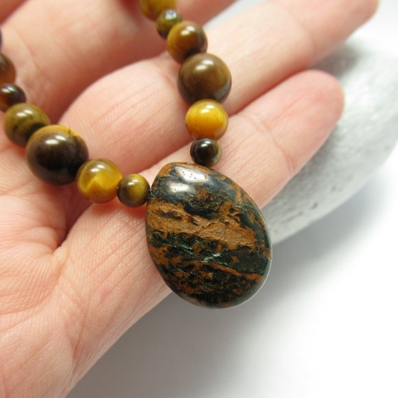 Tiger's Eye necklace - Picture 5 of 13